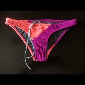 Jolyn Europe Bottom Size M